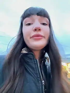 Snapshot of Sophie_Avory chatting on 01-23-25, 01:56 Sophie Avory online show from 01-23-25, 01:56