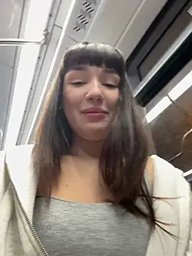 Snapshot of Sophie_Avory chatting on 03-05-25, 08:32 Sophie Avory online show from 03-05-25, 08:32