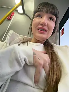 Sophie Avory online show from 04-10-26, 04:47