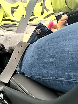 geilehecke1 online show from 11-06-25, 07:34