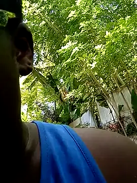 Snapshot of Jeanlaurent972 chatting on 10-24-25, 02:16 Jeanlaurent972 online show from 10-24-25, 02:16