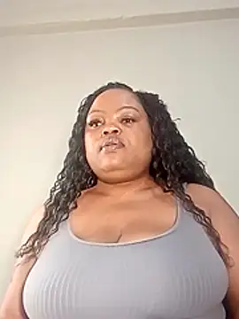 hugemelonsxxx online show from 11-26-25, 12:16