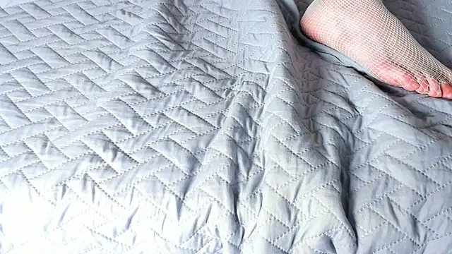 Snapshot of LiaFlowers chatting on 02-26-25, 06:08 LiaFlowers online show from 02-26-25, 06:08