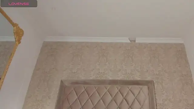 Snapshot of LiaFlowers chatting on 02-23-25, 03:56 LiaFlowers online show from 02-23-25, 03:56