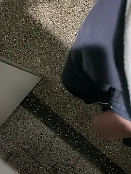 Julian 23312 online show from 04-21-26, 05:36