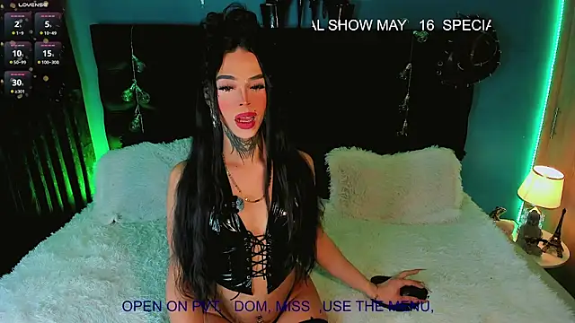 CALLME GODDESS  online show from 05-12-26, 03:25