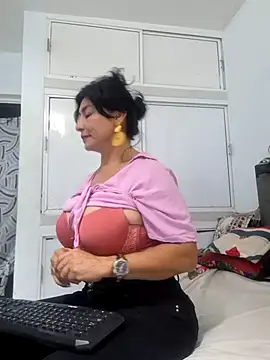 katysquirtdirty online show from 05-23-26, 11:37