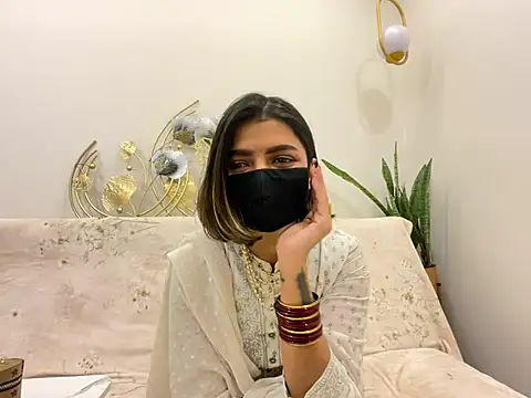 MaYaa  11 online show from 02-14-25, 12:14