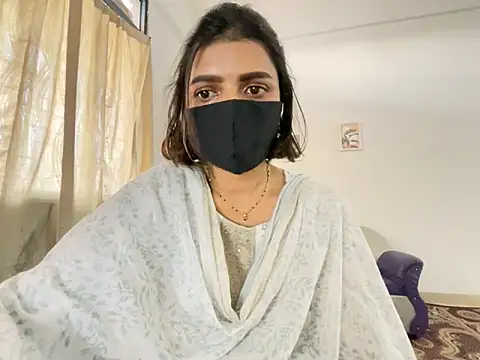 MaYaa  11 online show from 01-31-25, 11:35