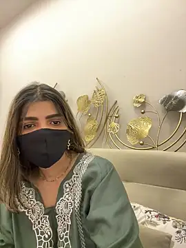 MaYaa  11 online show from 04-19-26, 07:31