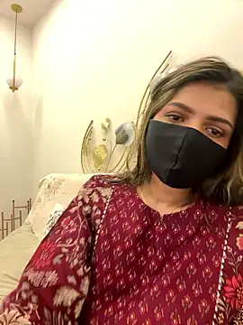 MaYaa  11 online show from 01-11-26, 07:59