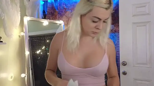 cunty tranny lydia online show from 11-15-25, 12:58