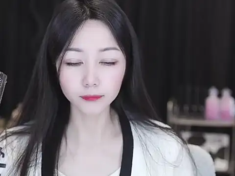 Nuyoah-77 online show from 04-09-26, 04:47