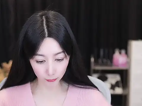 Nuyoah-77 online show from 11-11-25, 03:07