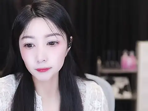 Nuyoah-77 online show from 10-11-25, 04:41