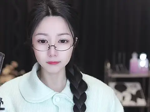 Nuyoah-77 online show from 03-15-26, 08:21