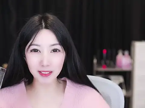 Nuyoah-77 online show from 11-10-25, 04:12