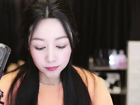 Nuyoah-77 online show from 03-21-25, 04:18