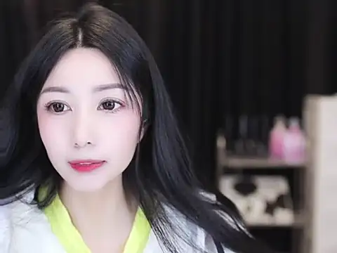 Nuyoah-77 online show from 11-17-25, 01:26