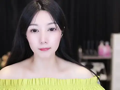 Nuyoah-77 online show from 10-05-25, 04:09