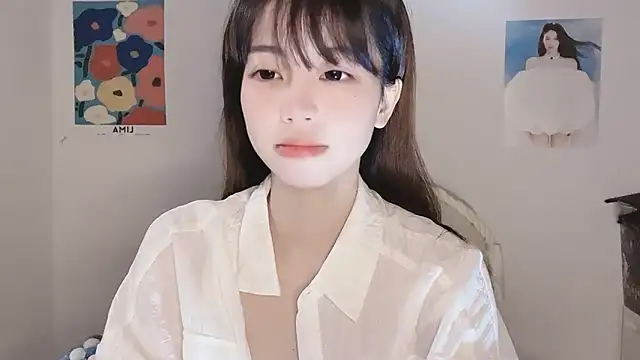 -Hottie online show from 12-16-25, 04:11