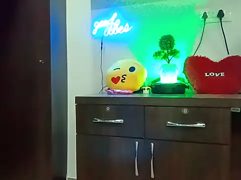 GoldnessAishu online show from 03-09-25, 05:28