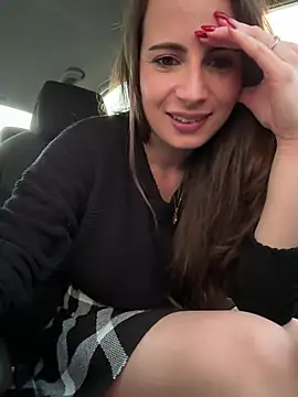 Snapshot of Miss_Ylloya_ chatting on 03-12-25, 05:49 Miss Ylloya online show from 03-12-25, 05:49