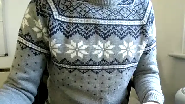 MarcusMaxx online show from 12-17-25, 01:27