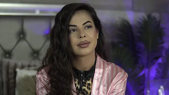 KeylaConner online show from 01-13-26, 06:50