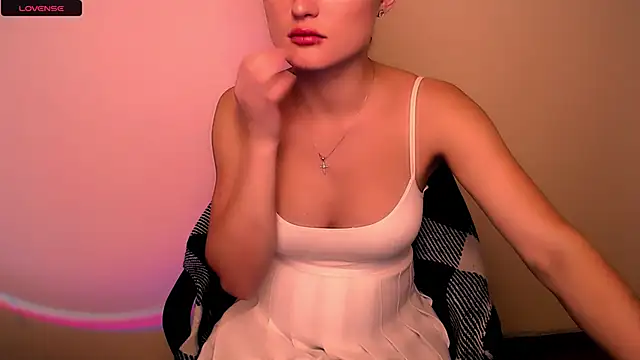 Felliciya online show from 10-24-25, 06:34