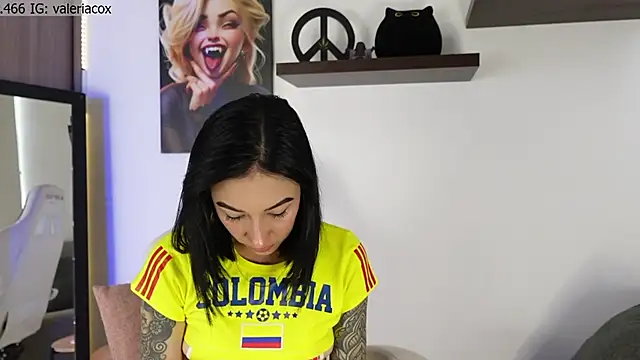 ValeriaCox online show from 06-01-26, 08:30