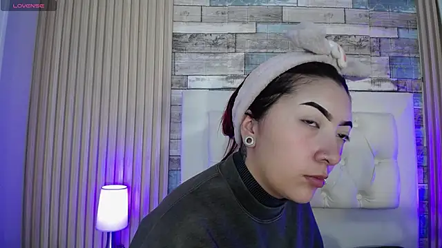 Mia Rinn online show from 02-19-26, 07:00