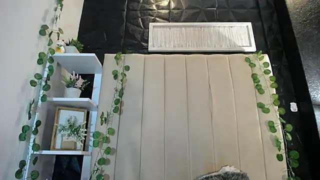 Mia Rinn online show from 02-27-25, 03:59