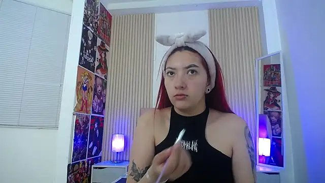 Mia Rinn online show from 12-15-25, 04:02