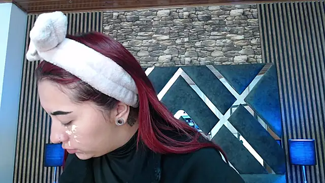 Mia Rinn online show from 01-09-26, 02:02