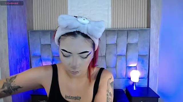 Mia Rinn online show from 10-08-25, 03:02