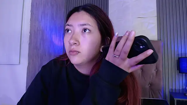 Mia Rinn online show from 11-05-25, 01:47