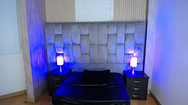 Mia Rinn online show from 10-20-25, 02:17