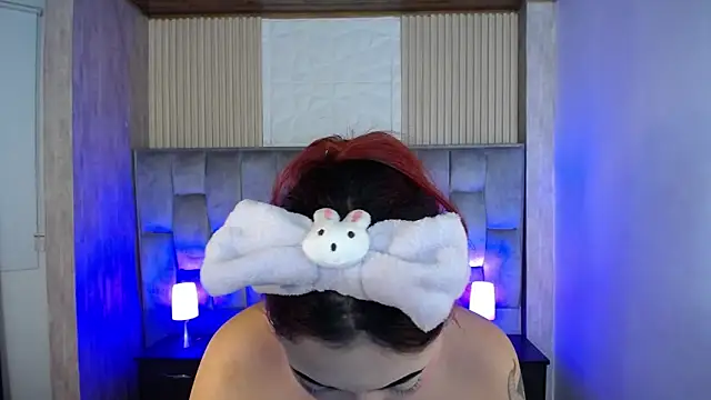 Mia Rinn online show from 10-14-25, 03:01