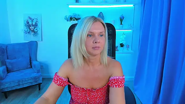 AgathaKlouin online show from 09-09-25, 07:34