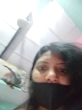 Hotty-Divya online show from 04-22-26, 02:29
