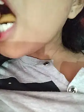 Hotty-Divya online show from 05-31-26, 08:42
