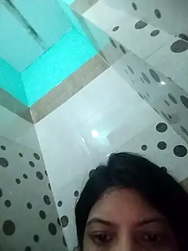 Hotty-Divya online show from 10-22-25, 02:11