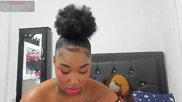 Natassha brown1 online show from 10-12-25, 02:24