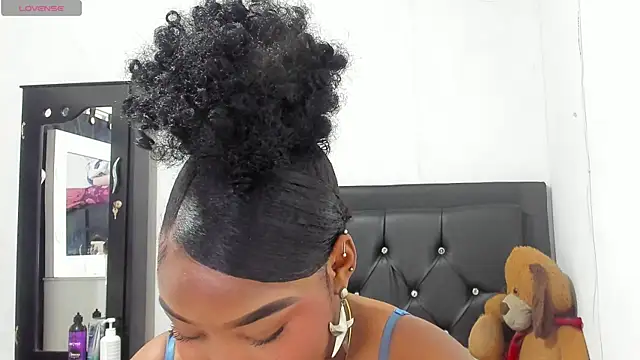 Natassha brown1 online show from 10-28-25, 11:03