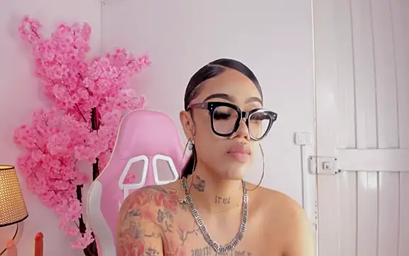 Mia Jansen online show from 01-10-25, 08:48