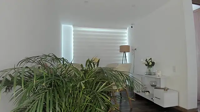 Ori valentina online show from 06-16-26, 09:37