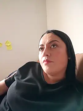 Lesly 10- online show from 03-26-26, 07:45