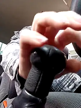 Lesly 10- online show from 10-20-25, 04:29