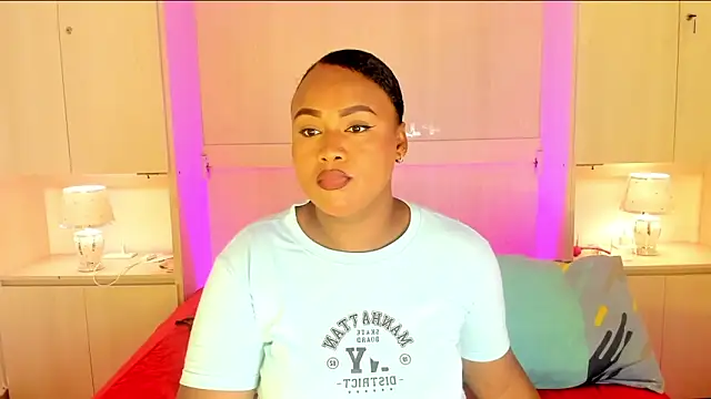 EmilyyStuart online show from 02-11-26, 07:36